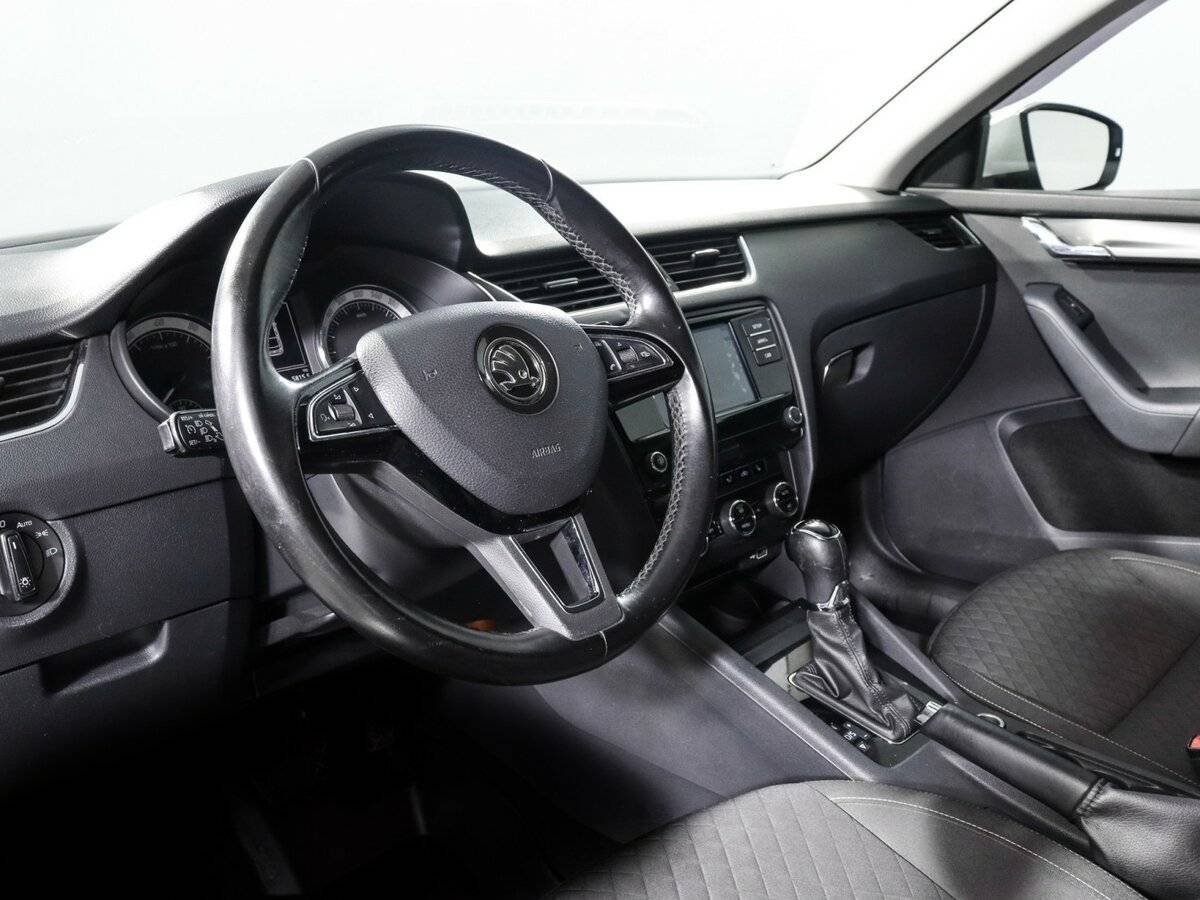 Купить Skoda Octavia, 2017, 140 907 км, фото №11
