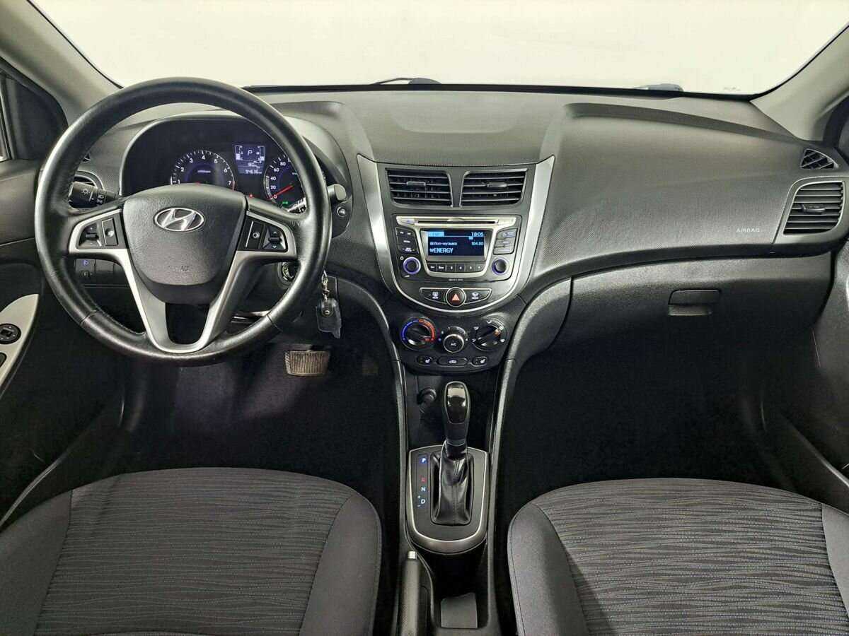 Купить Hyundai Solaris, 2015, 94 491 км, фото №12