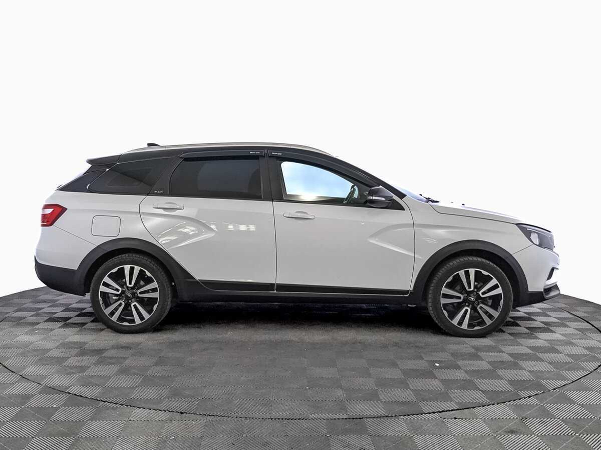 Купить Lada (ВАЗ) Vesta SW Cross, 2021, 68 000 км, фото №4