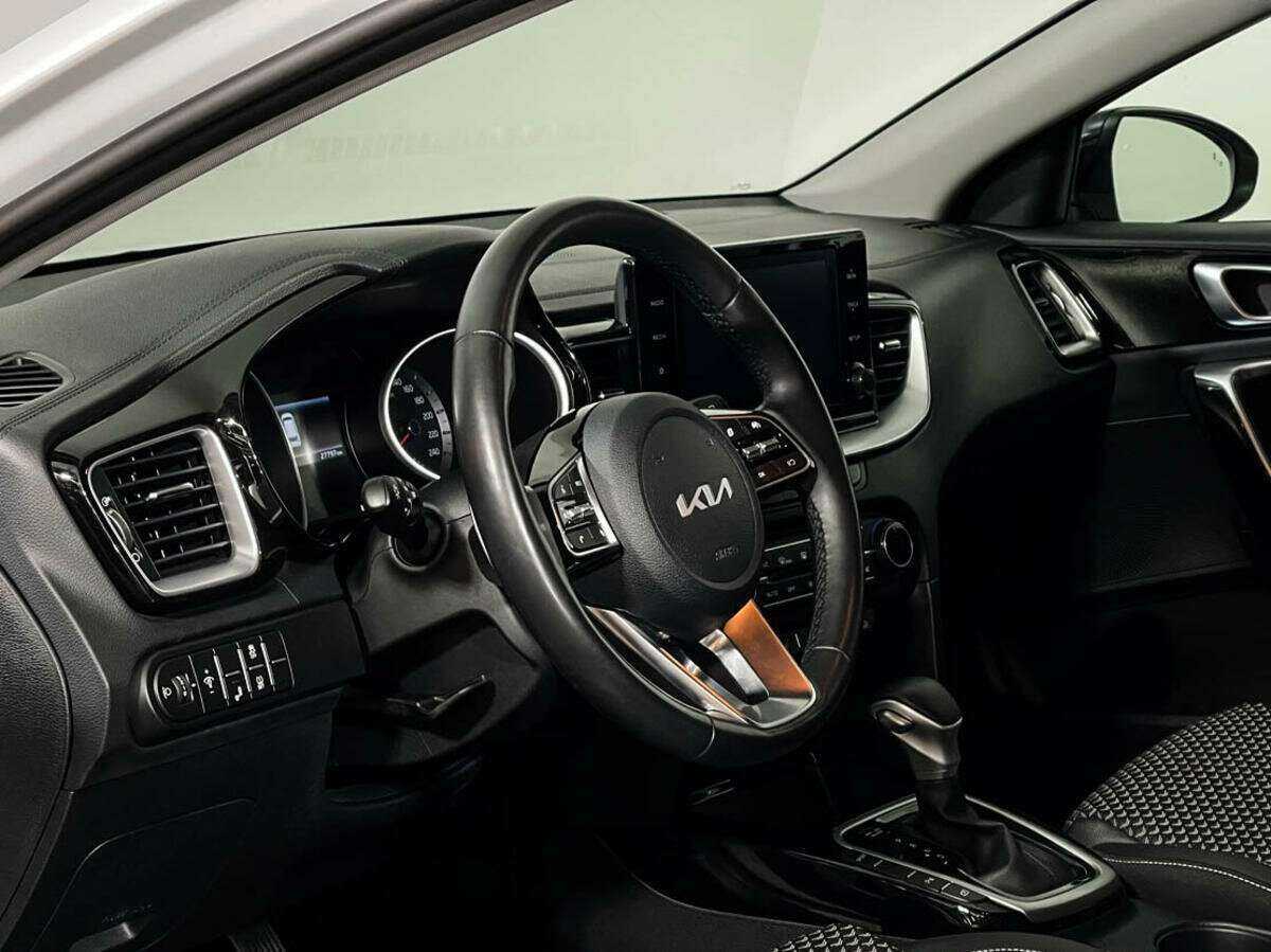 Купить Kia Ceed, 2021, 27 000 км, фото №11