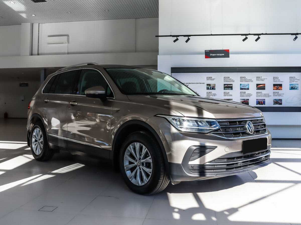 Купить Volkswagen Tiguan, 2021, 71 000 км, фото №3