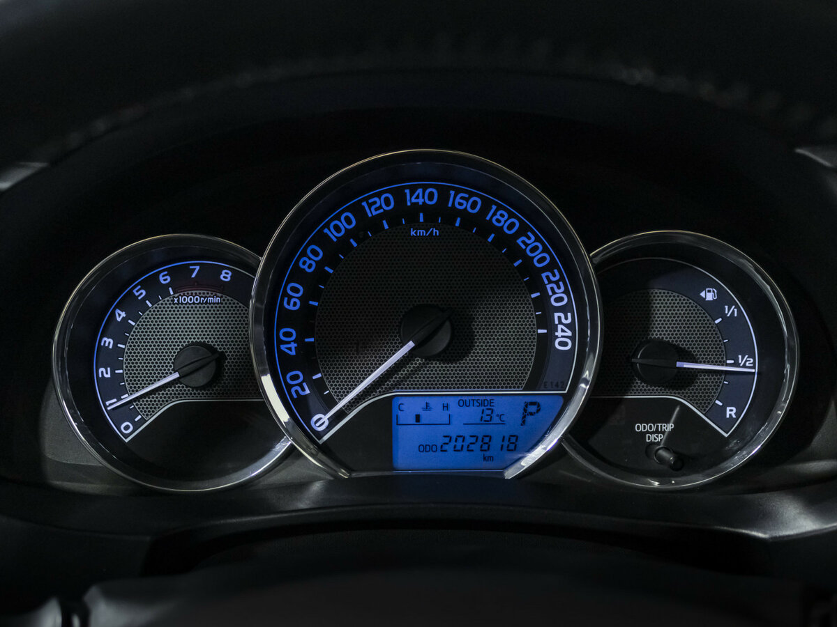 Купить Toyota Corolla XI (E160, E170, E180), 2013, 202 000 км, фото №10