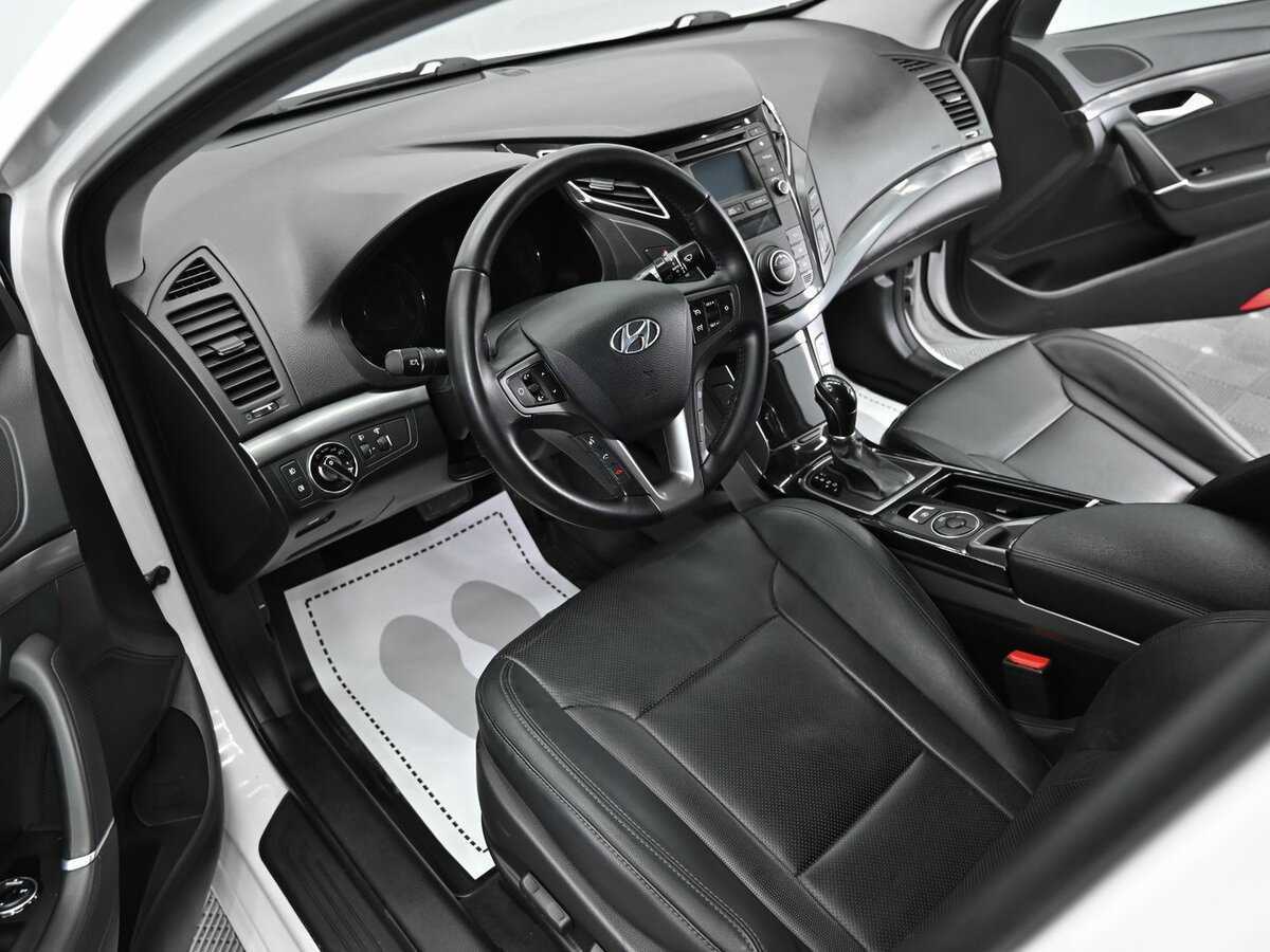 Купить Hyundai i40, 2016, 182 000 км, фото №9