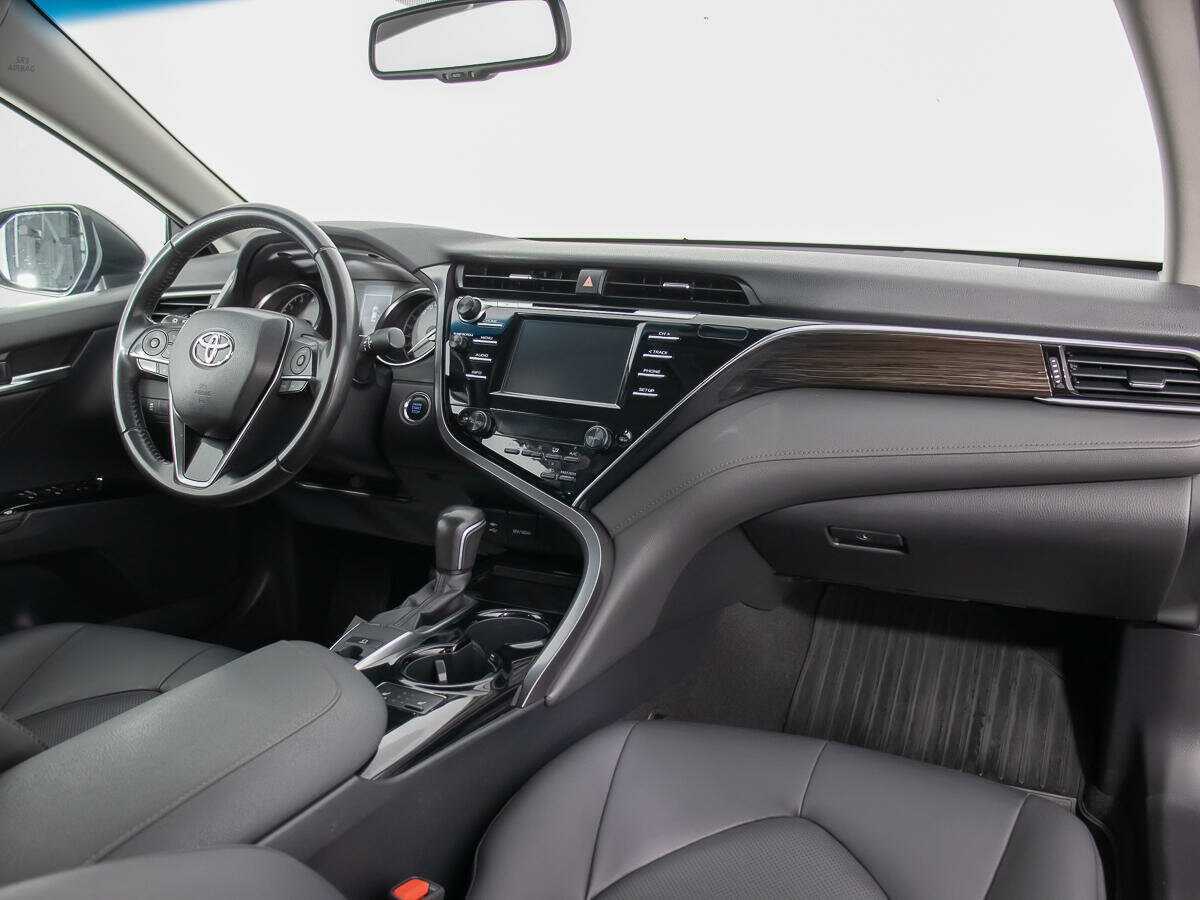 Купить Toyota Camry, 2018, 59 622 км, фото №11