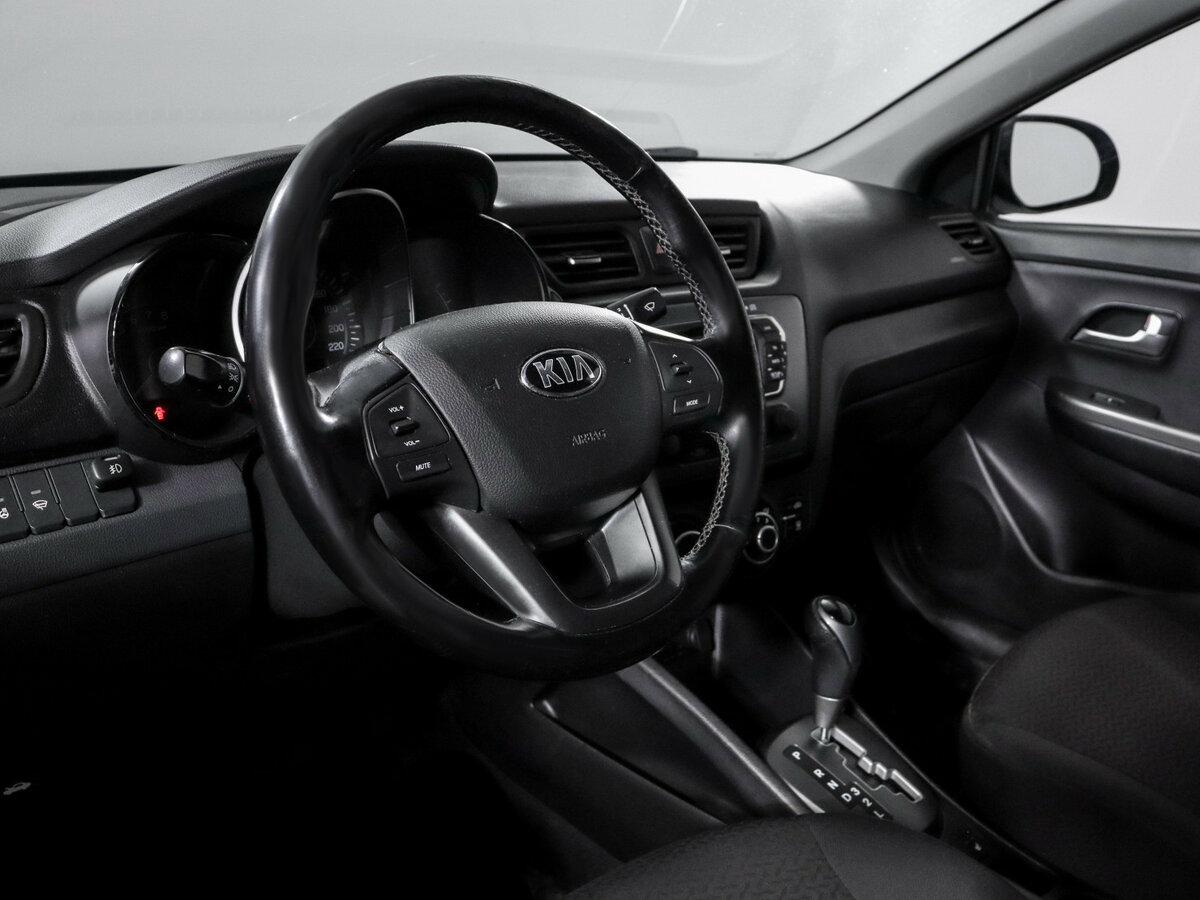 Купить Kia Rio III, 2015, 223 519 км, фото №10
