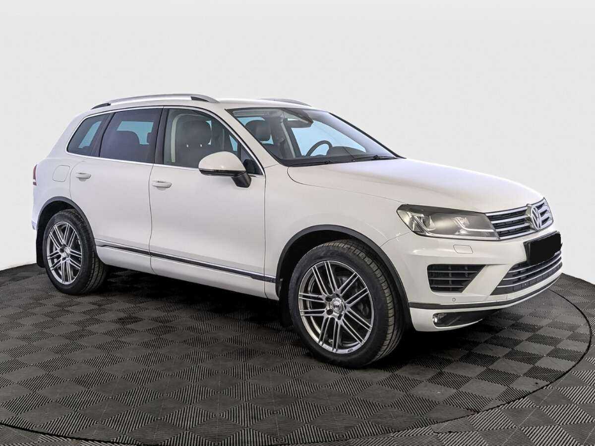 Купить Volkswagen Touareg, 2017, 111 483 км, фото №3