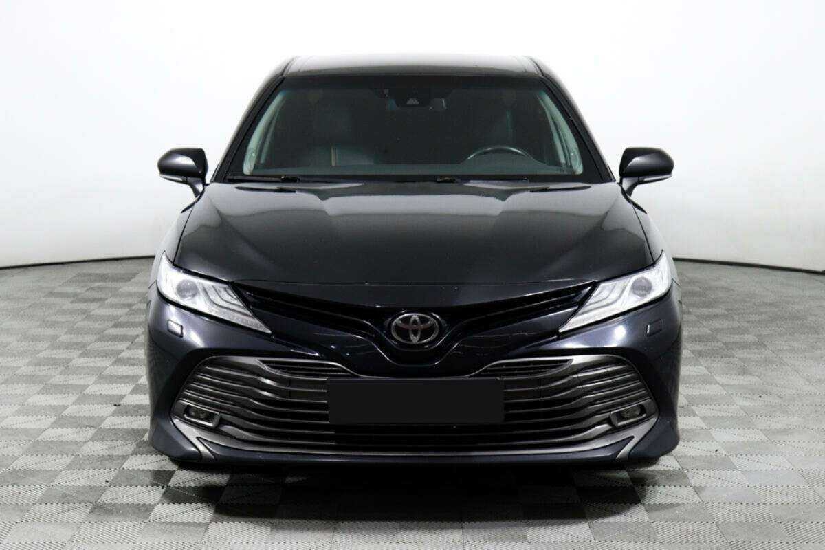 Купить Toyota Camry, 2018, 129 817 км, фото №2