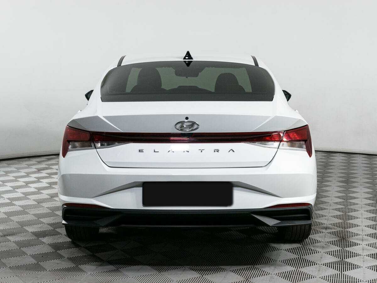 Купить Hyundai Elantra, 2021, 43 735 км, фото №4