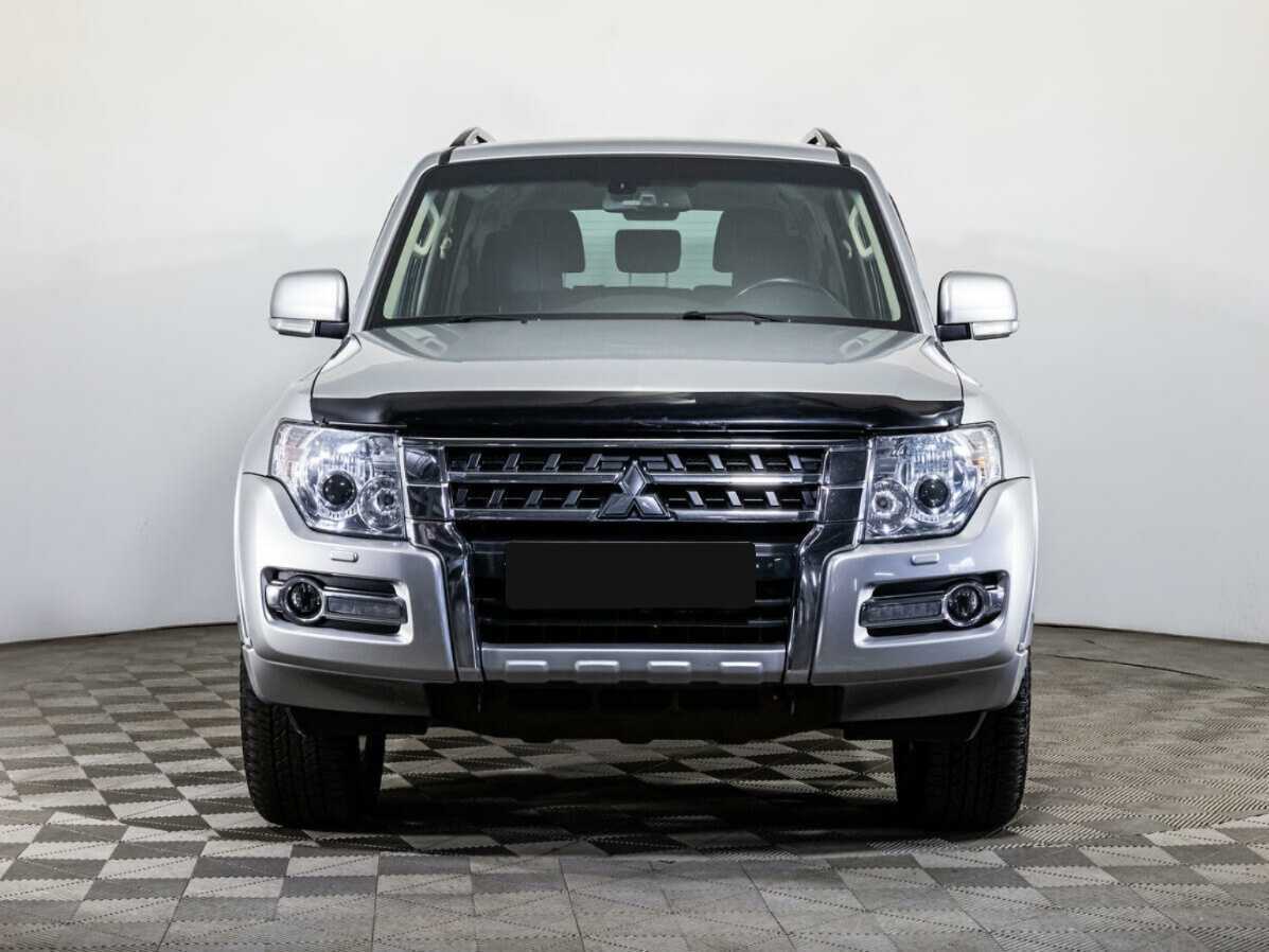 Купить Mitsubishi Pajero, 2017, 108 000 км, фото №2