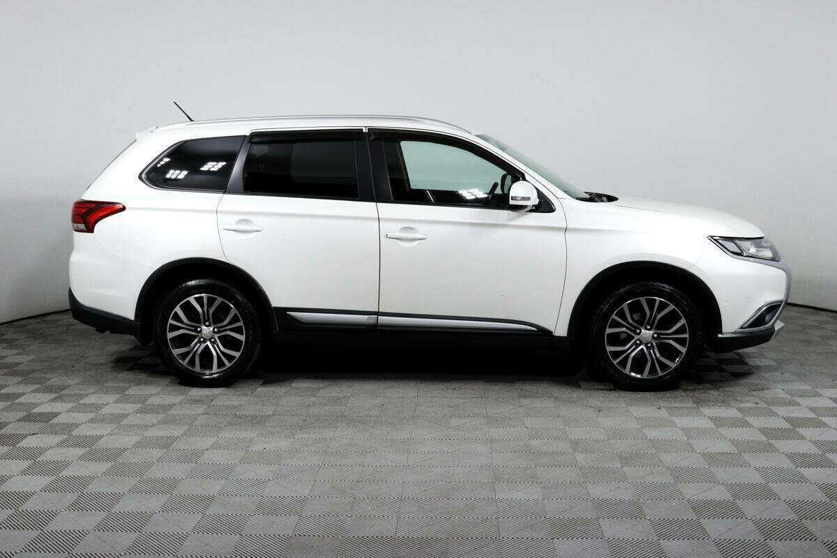 Купить Mitsubishi Outlander, 2015, 70 761 км, фото №4