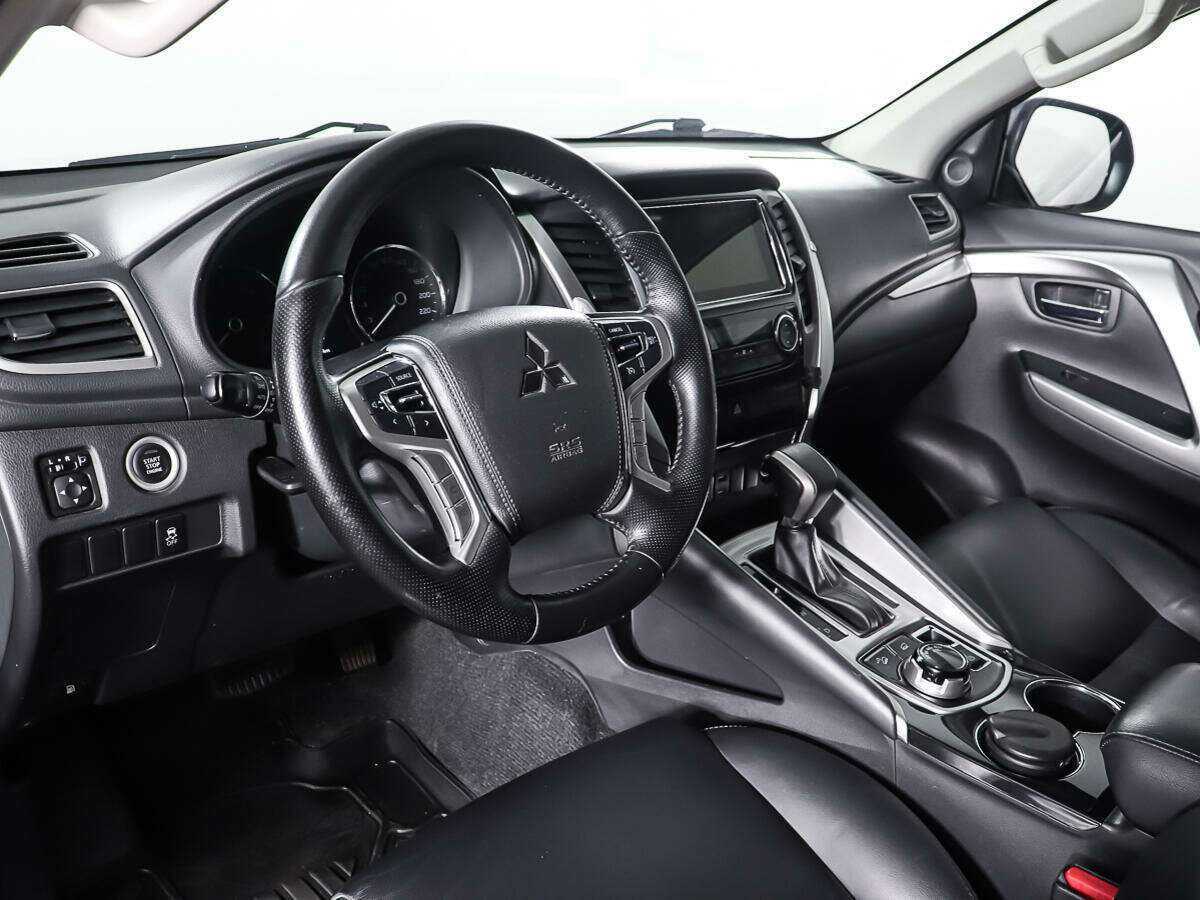 Купить Mitsubishi Pajero Sport, 2018, 85 900 км, фото №13