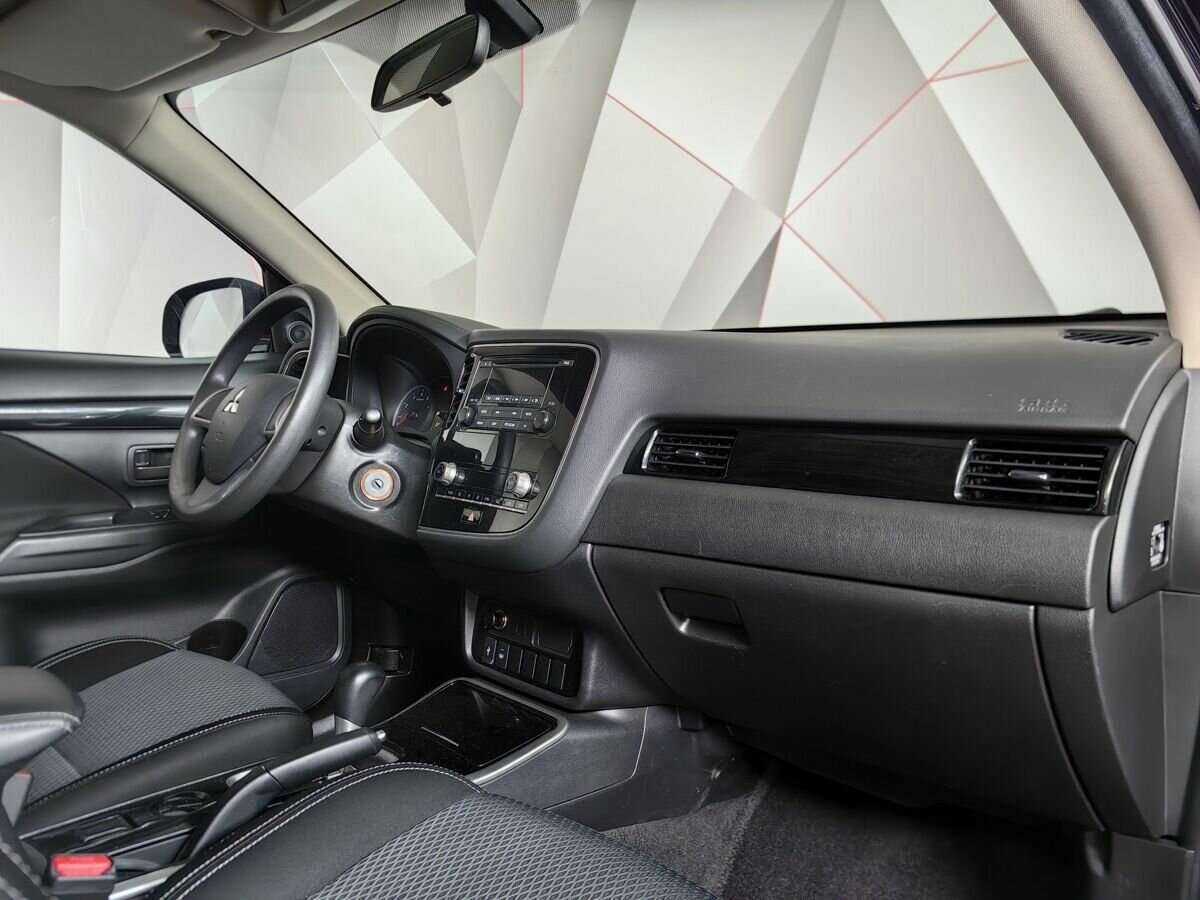 Купить Mitsubishi Outlander, 2020, 97 445 км, фото №10