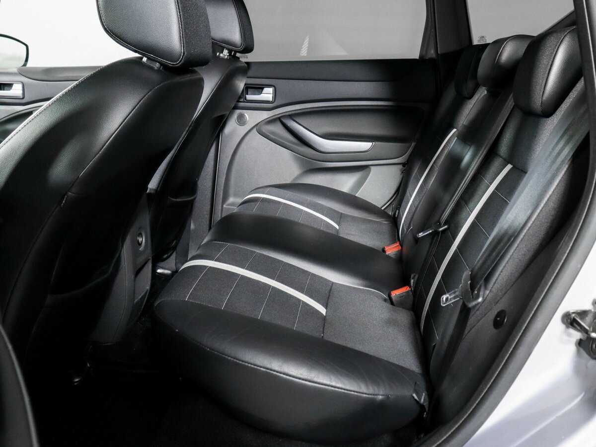 Купить Ford Kuga, 2012, 415 895 км, фото №7