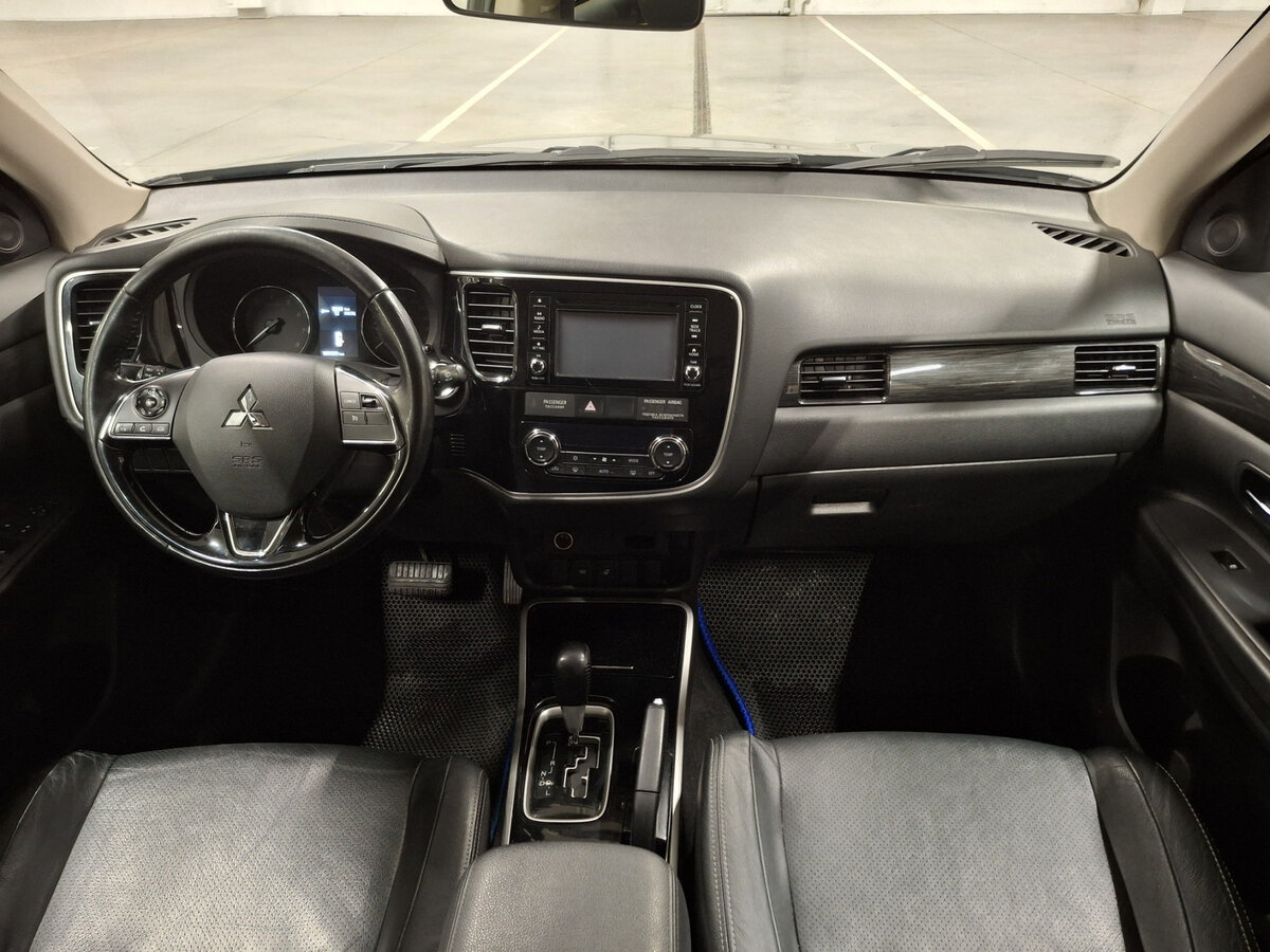 Купить Mitsubishi Outlander III Рестайлинг 2, 2017, 165 032 км, фото №13