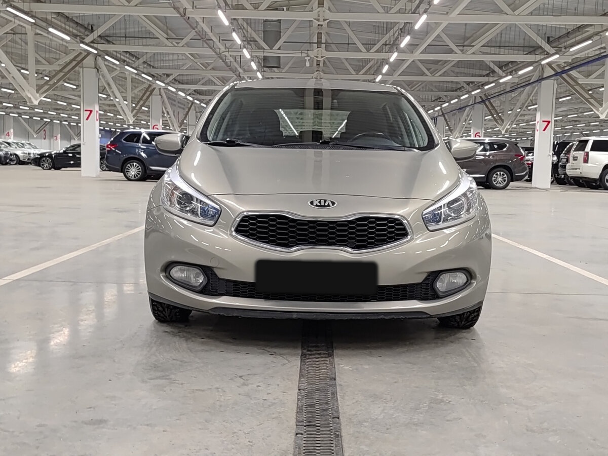 Купить Kia Ceed II, 2012, 84 618 км, фото №2