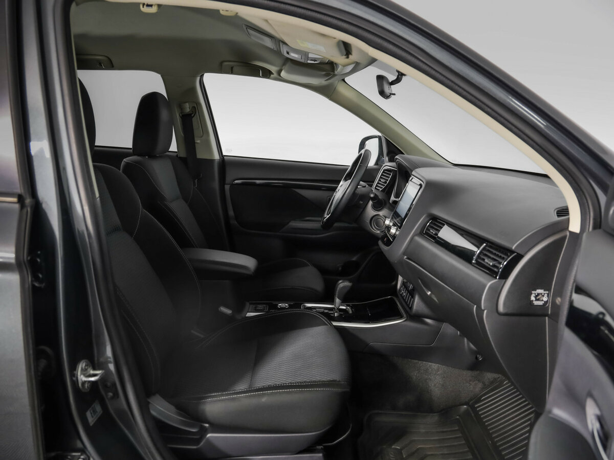 Купить Mitsubishi Outlander III Рестайлинг 3, 2021, 89 658 км, фото №25