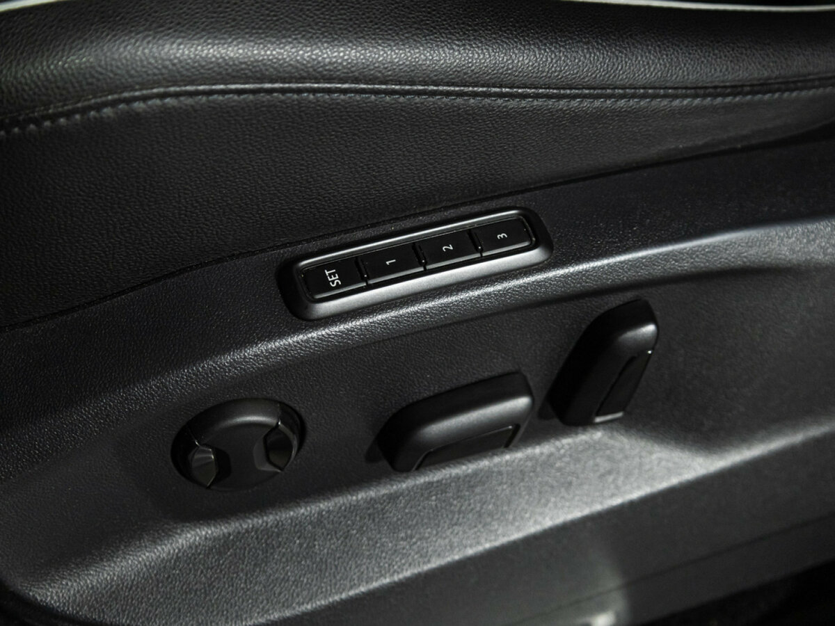 Купить Volkswagen Tiguan II, 2017, 105 460 км, фото №14
