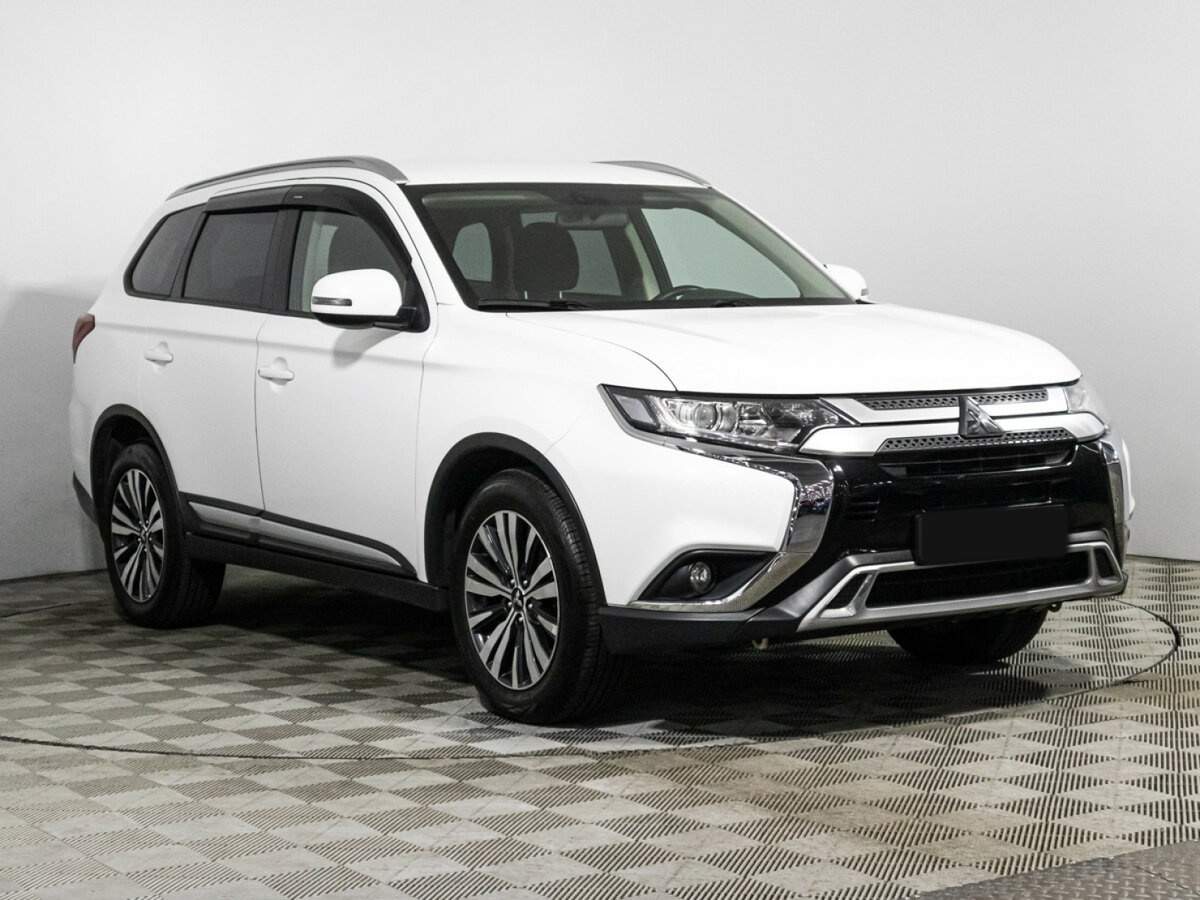 Купить Mitsubishi Outlander, 2018, 70 460 км, фото №3