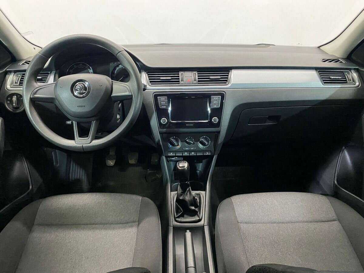 Купить Skoda Rapid, 2018, 119 572 км, фото №9