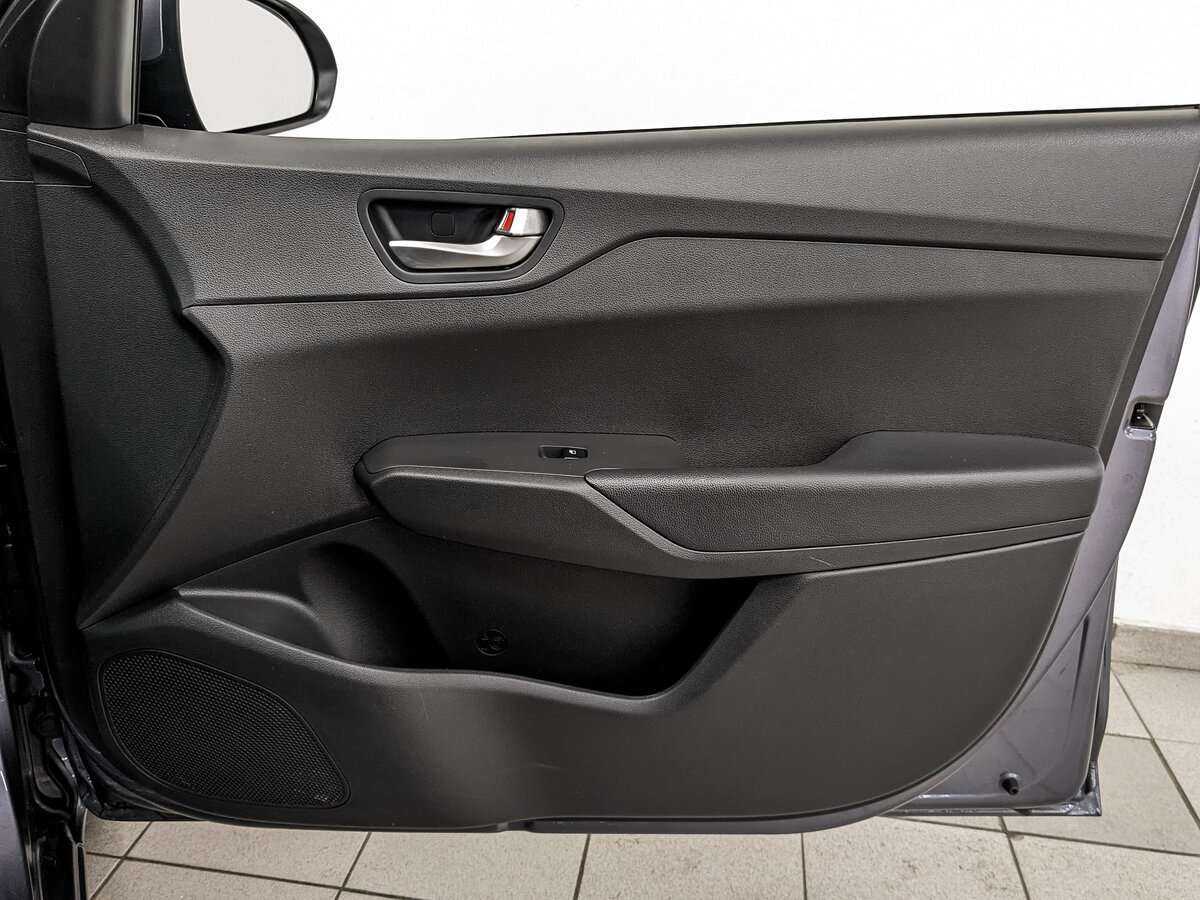 Купить Hyundai Solaris, 2021, 42 416 км, фото №21