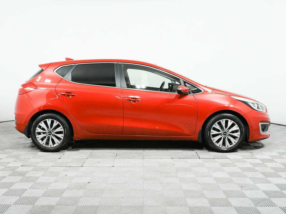 Купить Kia Ceed, 2017, 92 436 км, фото №4