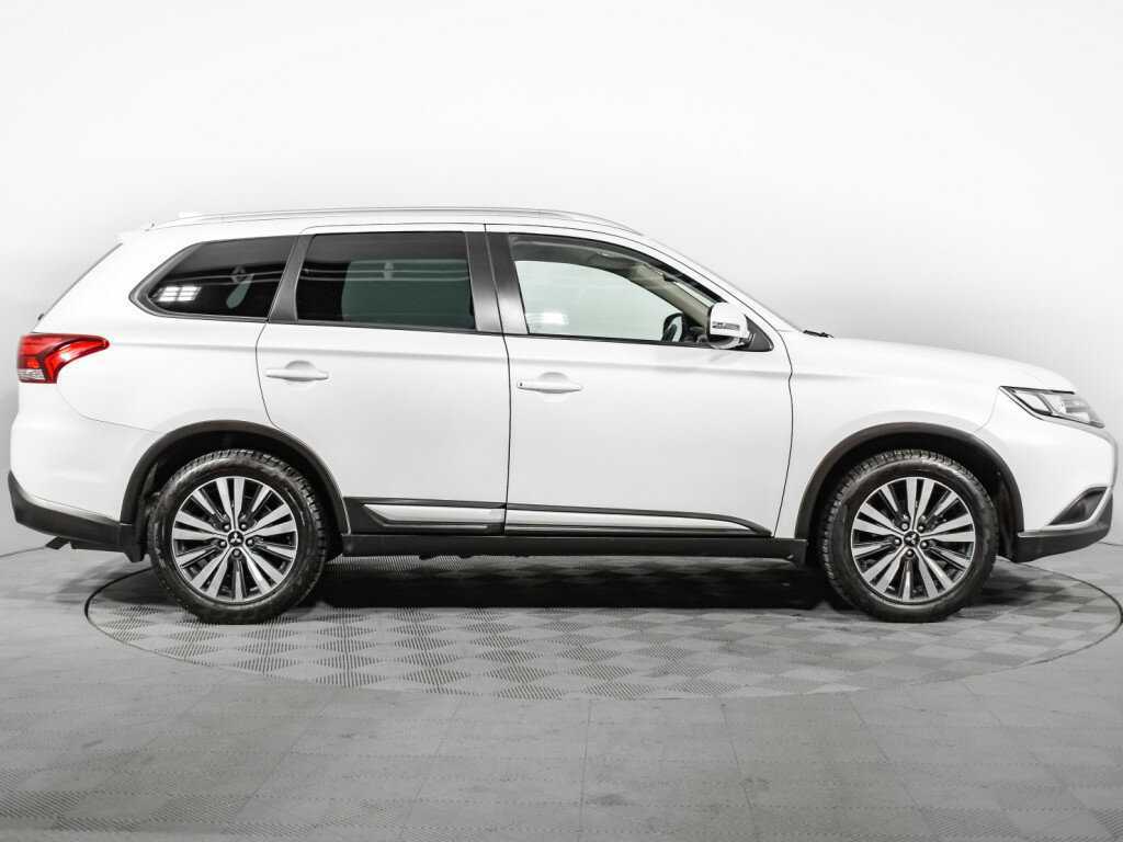 Купить Mitsubishi Outlander, 2020, 34 850 км, фото №4