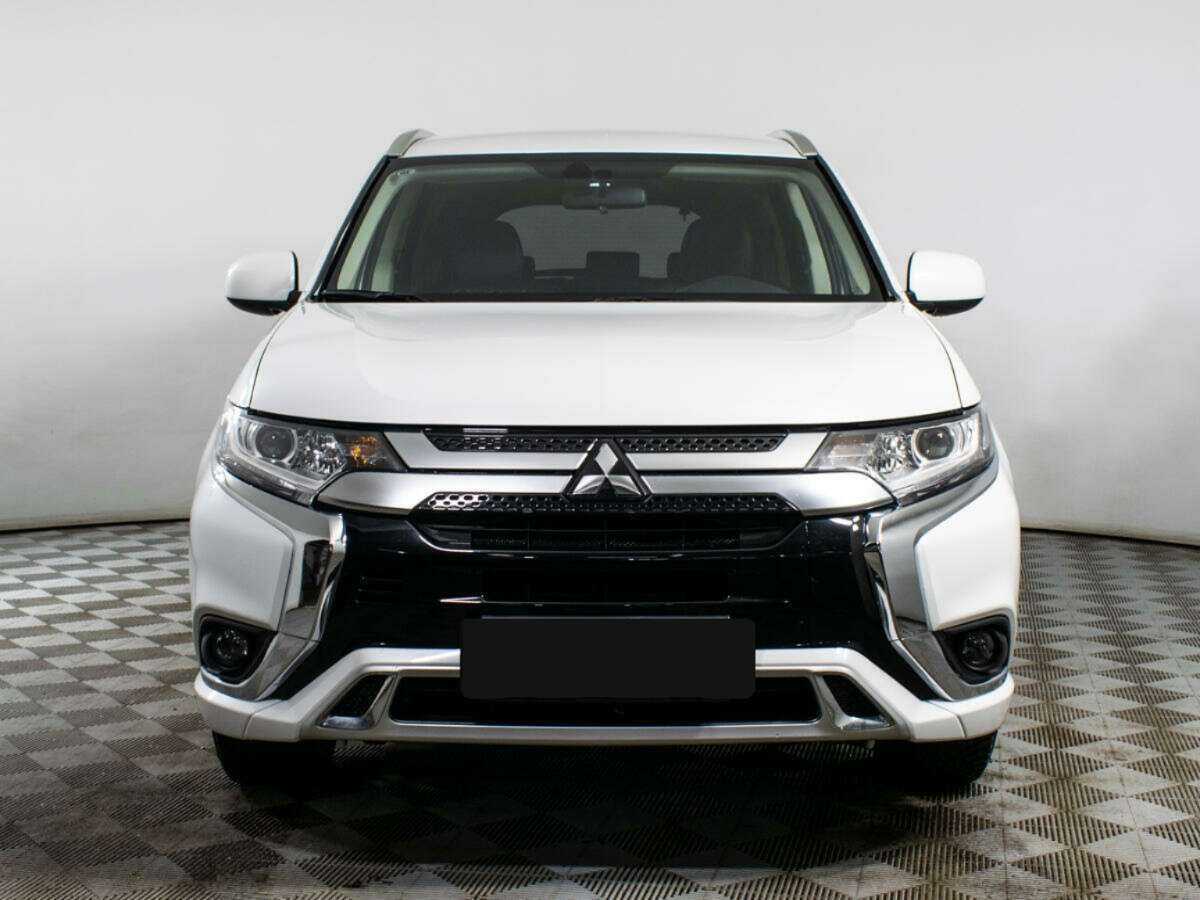 Купить Mitsubishi Outlander, 2022, 14 500 км, фото №2
