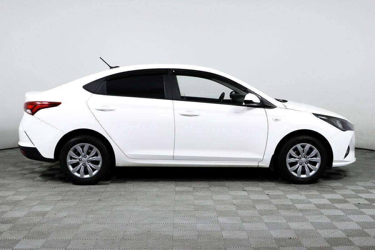 Купить Hyundai Solaris, 2021, 58 944 км, фото №3