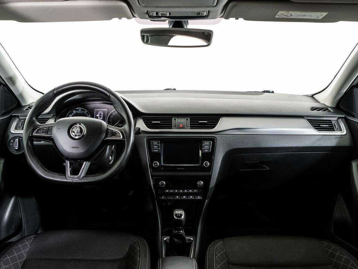 Купить Skoda Rapid, 2017, 220 219 км, фото №8