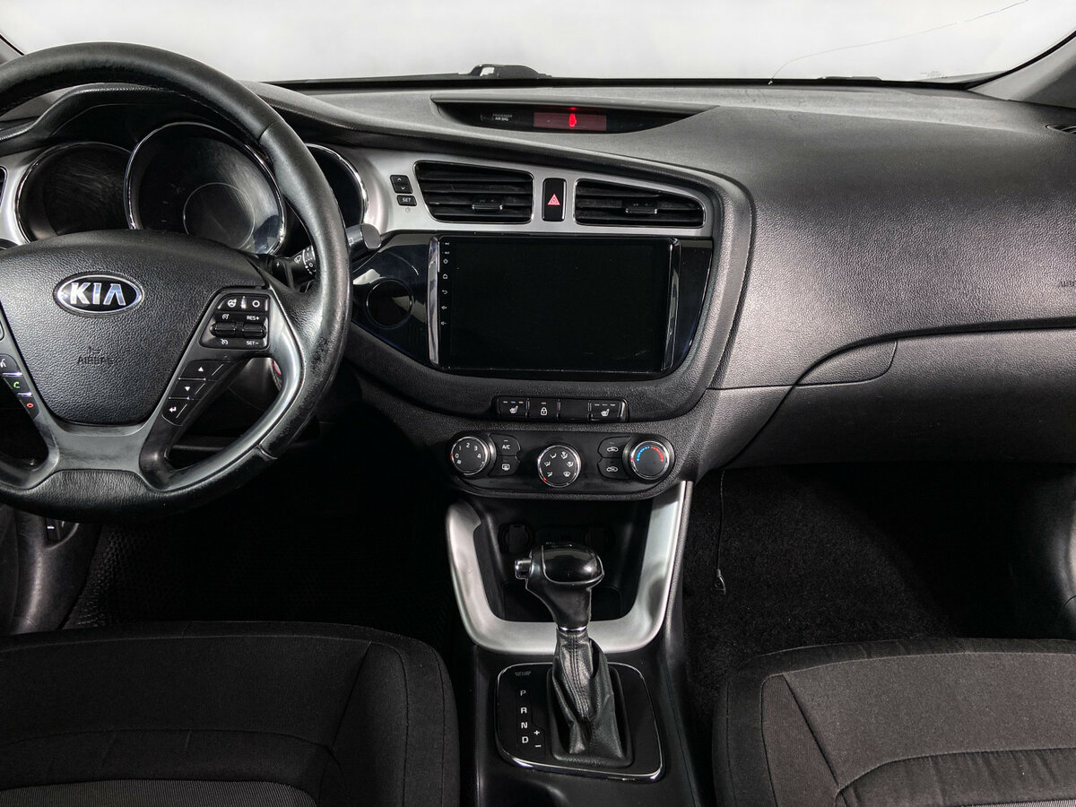 Купить Kia Ceed II, 2013, 242 620 км, фото №9