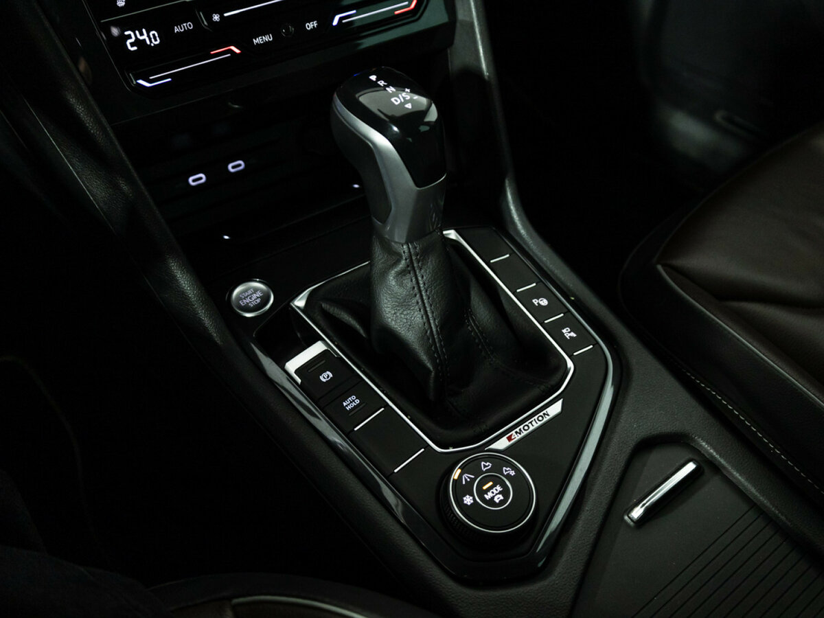 Купить Volkswagen Tiguan II Рестайлинг, 2020, 77 444 км, фото №16