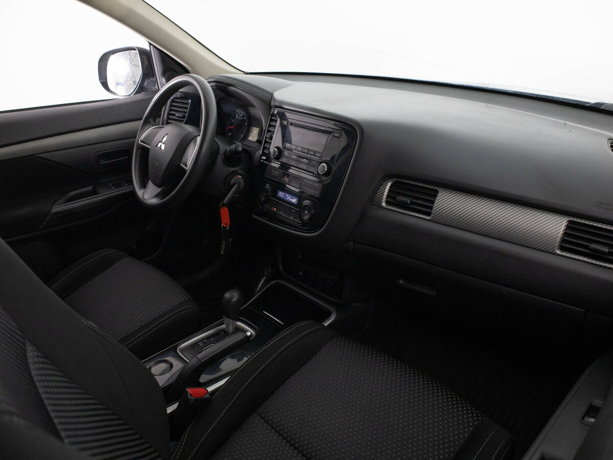 Купить Mitsubishi Outlander III Рестайлинг 2, 2018, 127 915 км, фото №12