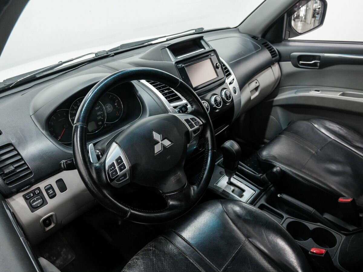 Купить Mitsubishi Pajero Sport, 2014, 200 000 км, фото №13