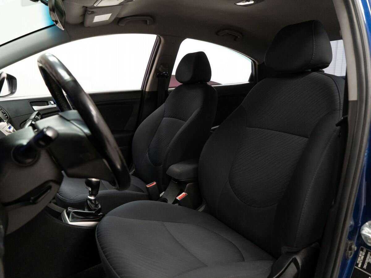 Купить Hyundai Solaris, 2015, 146 990 км, фото №6