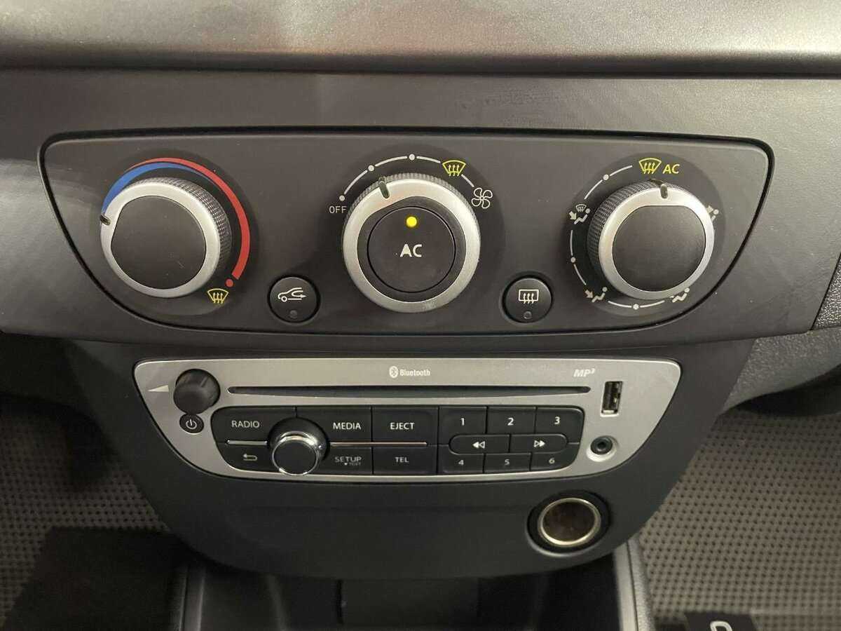 Купить Renault Fluence, 2015, 187 681 км, фото №12