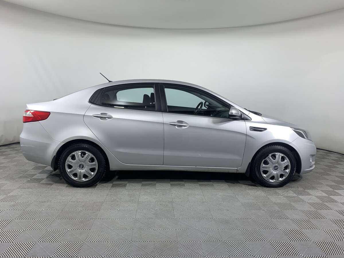 Купить Kia Rio 5-speed, 2012, 155 607 км, фото №4