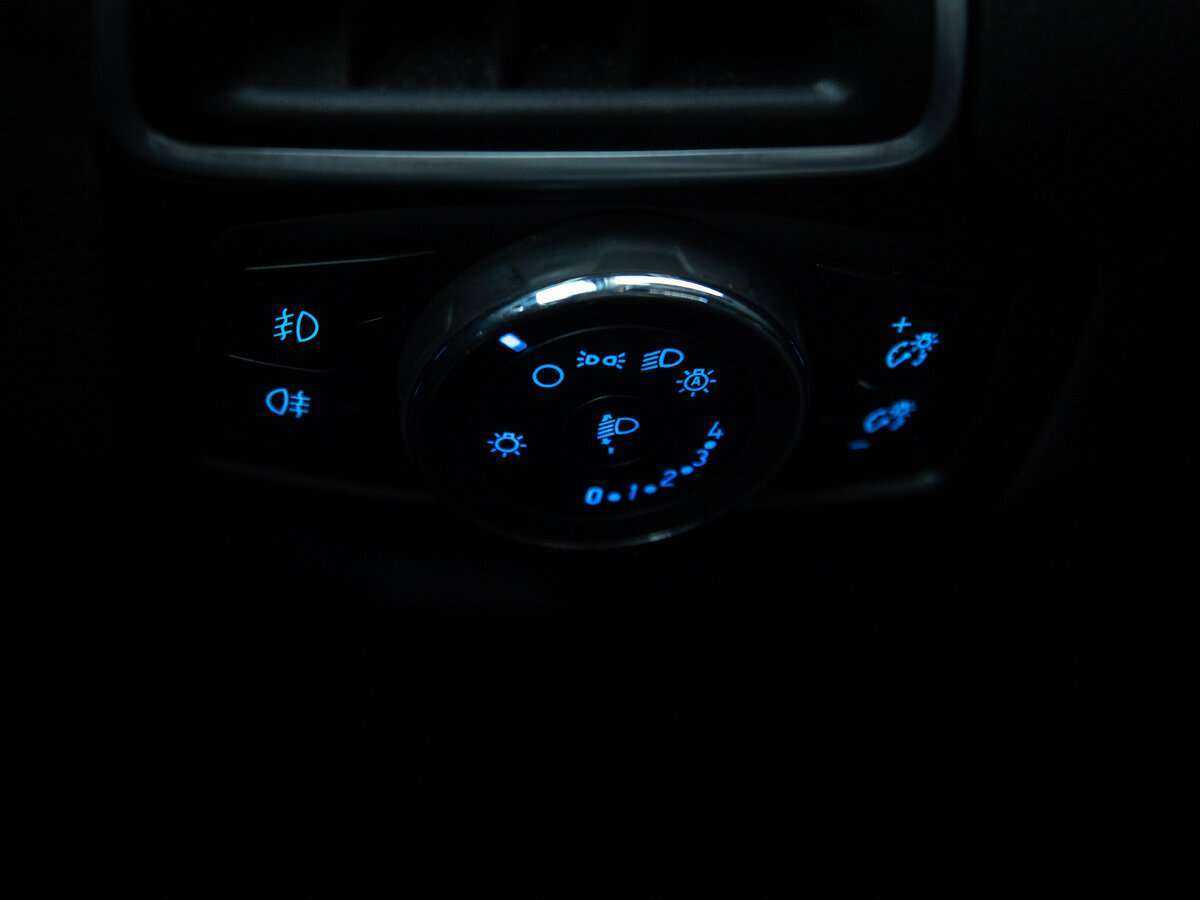 Купить Ford Focus, 2012, 151 148 км, фото №13