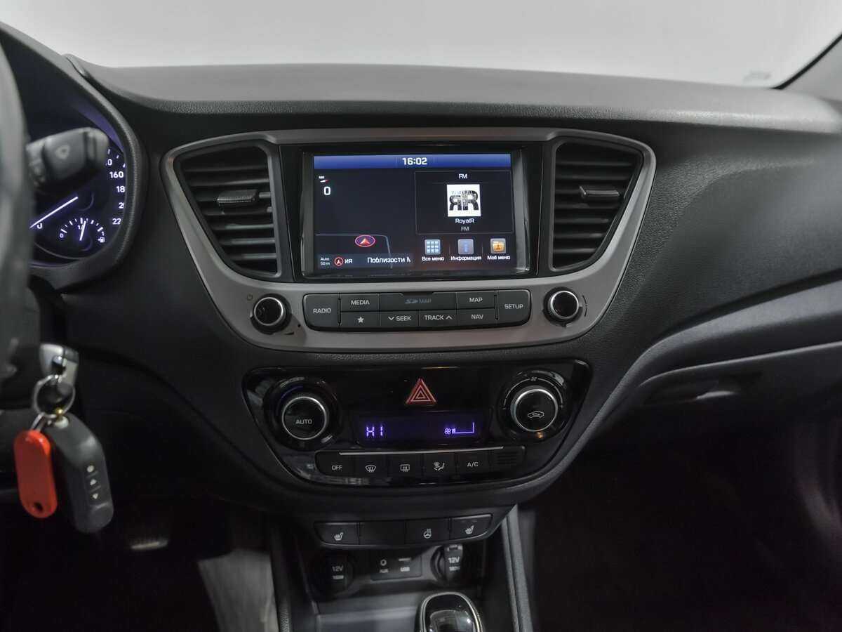 Купить Hyundai Solaris, 2018, 158 000 км, фото №10