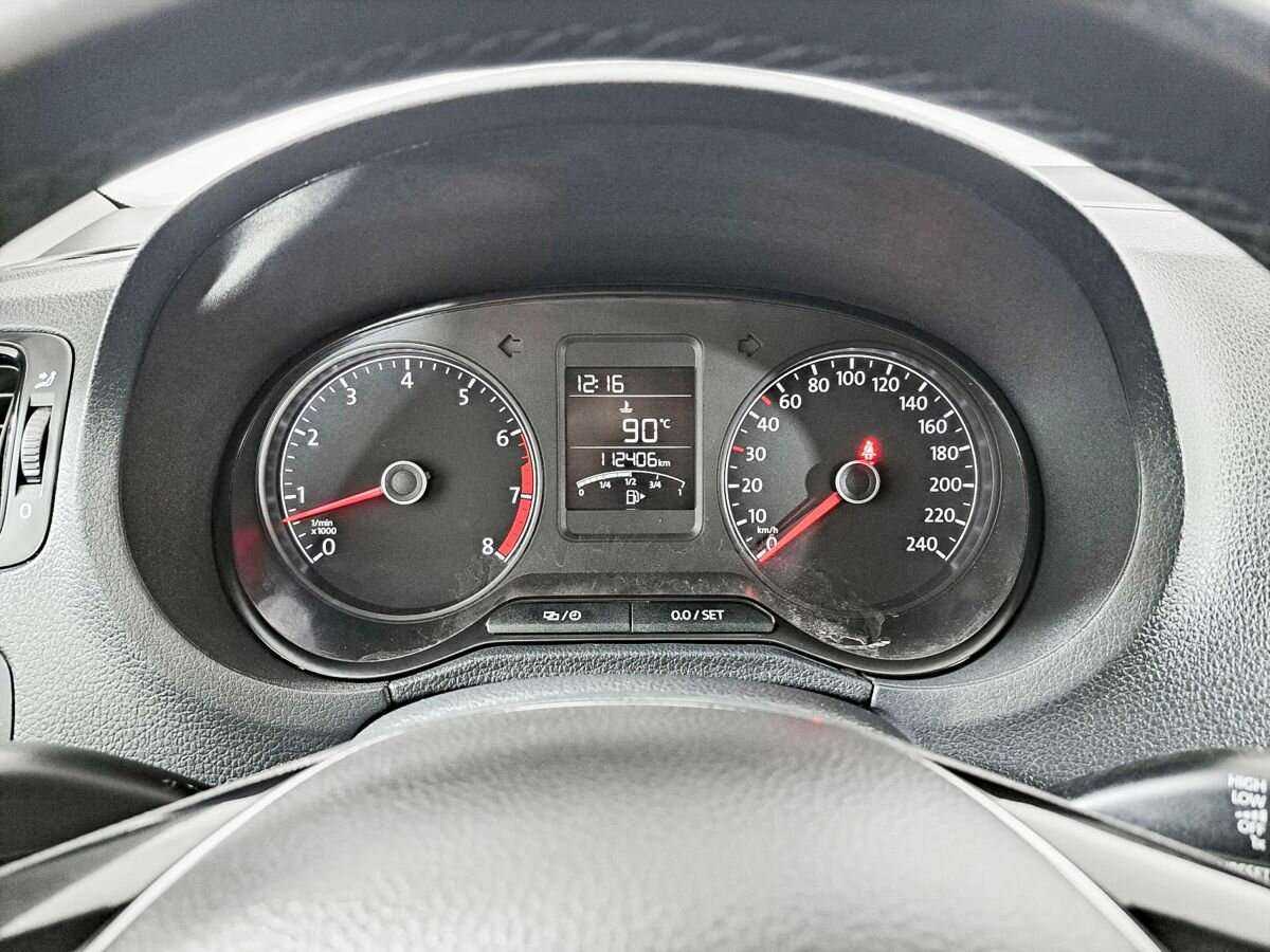 Купить Volkswagen Polo, 2015, 112 405 км, фото №12
