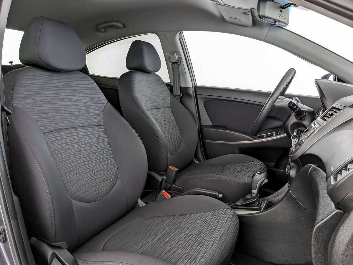 Купить Hyundai Solaris, 2015, 184 890 км, фото №19