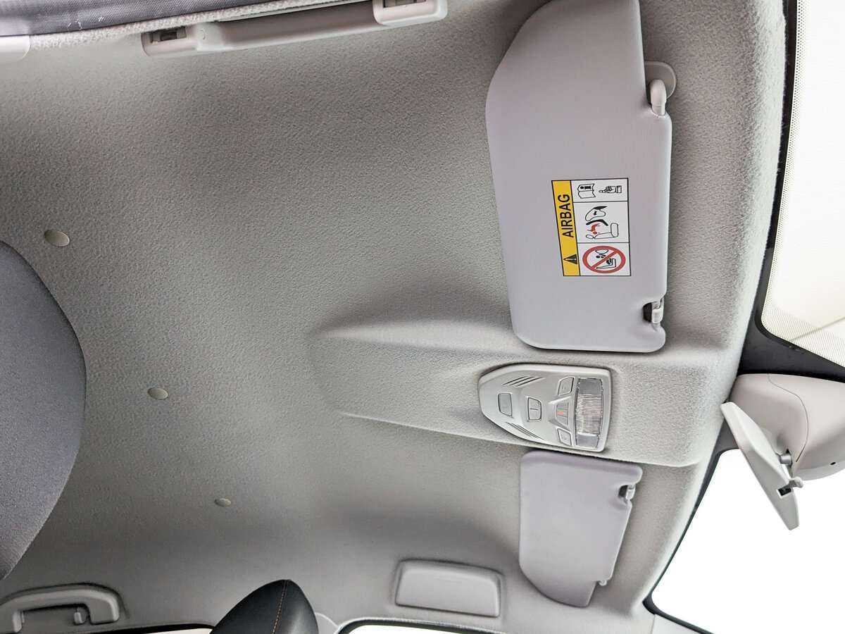 Купить Lada (ВАЗ) Vesta SW Cross, 2019, 69 459 км, фото №19