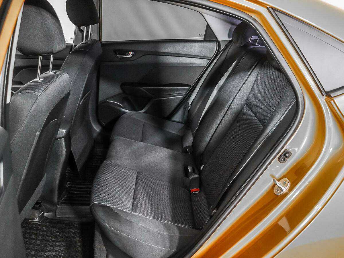 Купить Hyundai Solaris, 2017, 118 578 км, фото №10