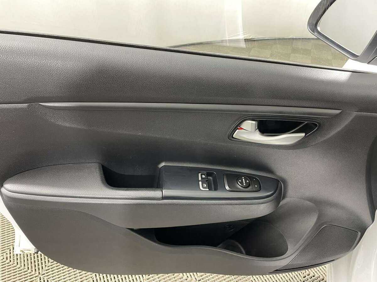 Купить Kia Rio, 2021, 37 206 км, фото №8