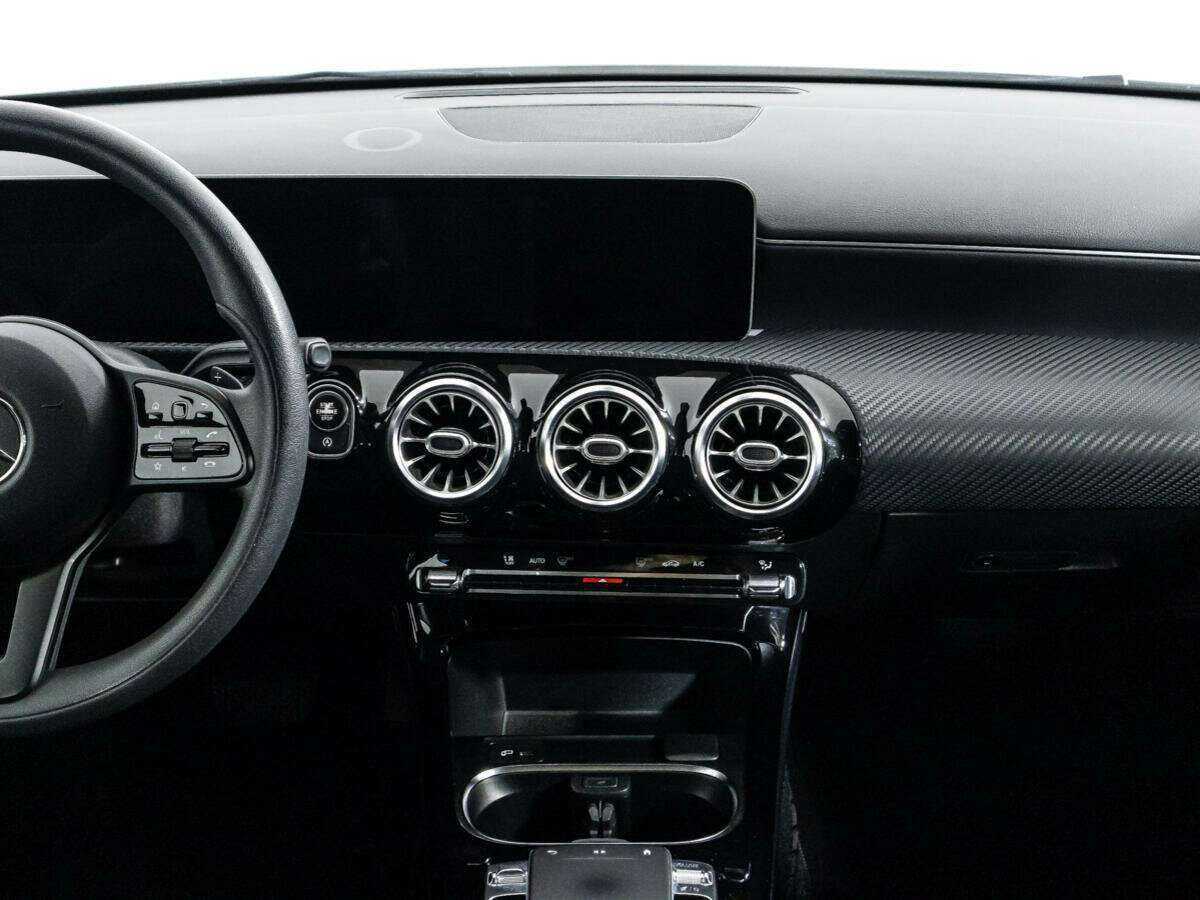 Купить Mercedes-Benz A-Класс 200, 2018, 82 380 км, фото №14