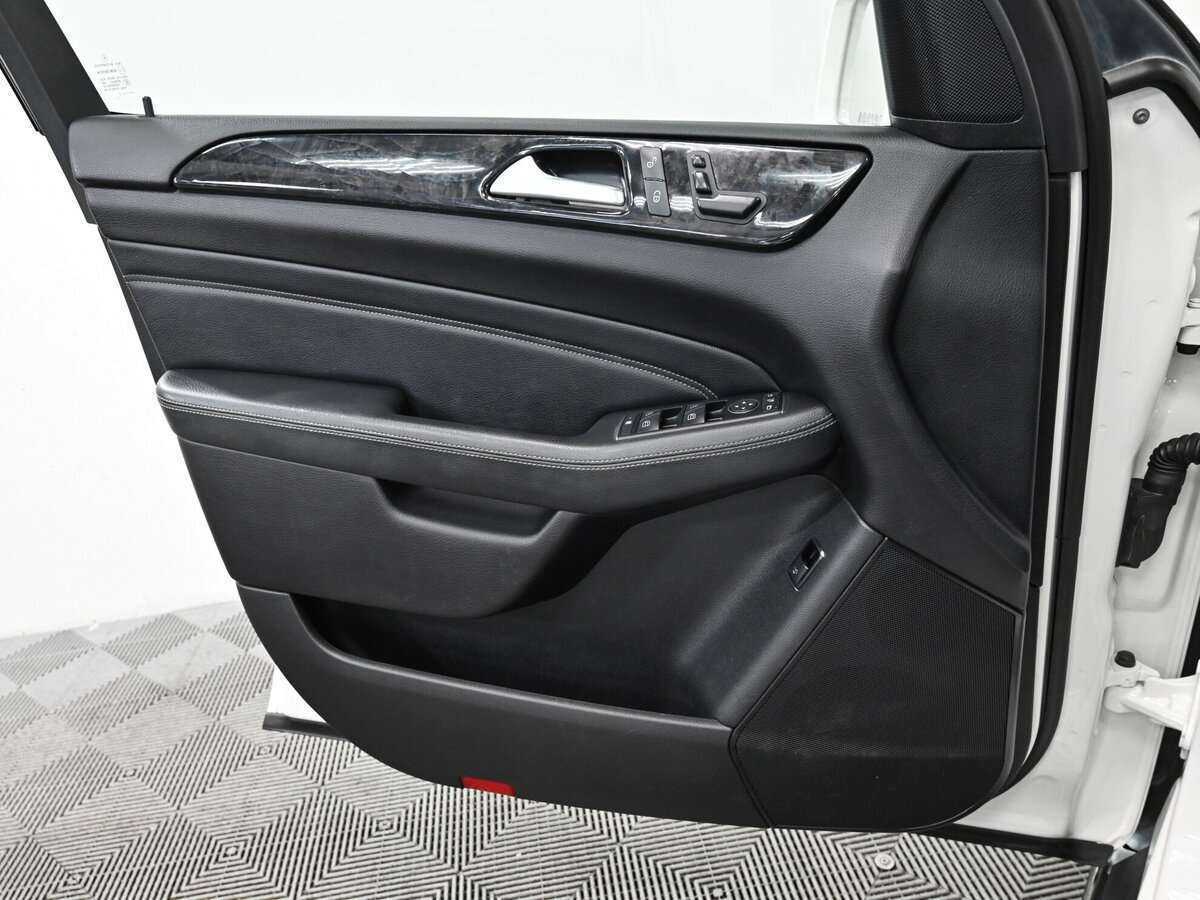 Купить Mercedes-Benz M-Класс 350, 2012, 168 000 км, фото №12