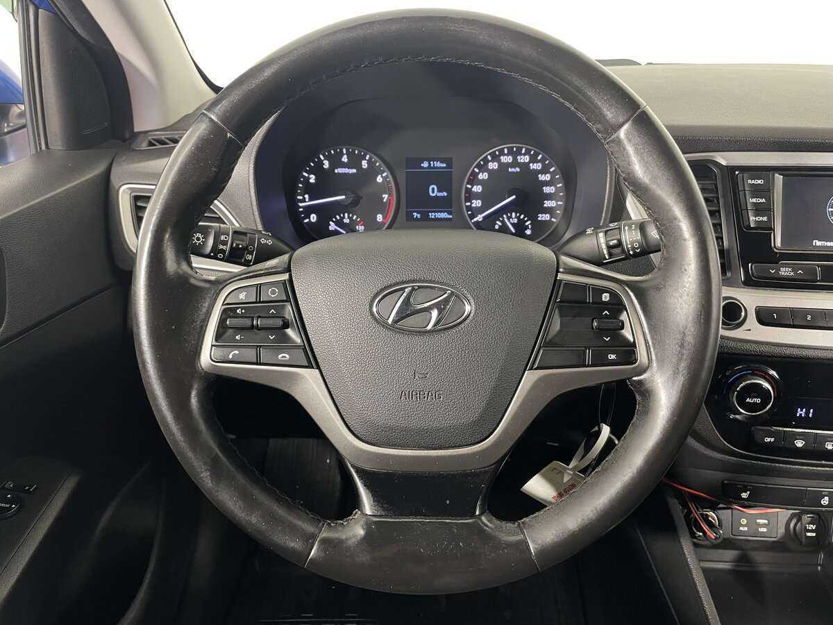 Купить Hyundai Solaris, 2017, 120 850 км, фото №11