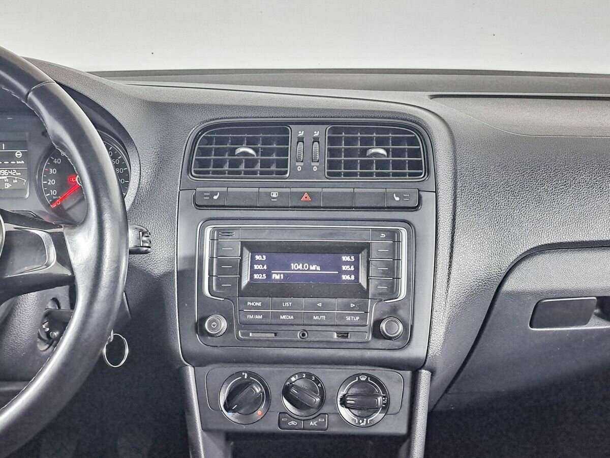 Купить Volkswagen Polo, 2018, 149 000 км, фото №12