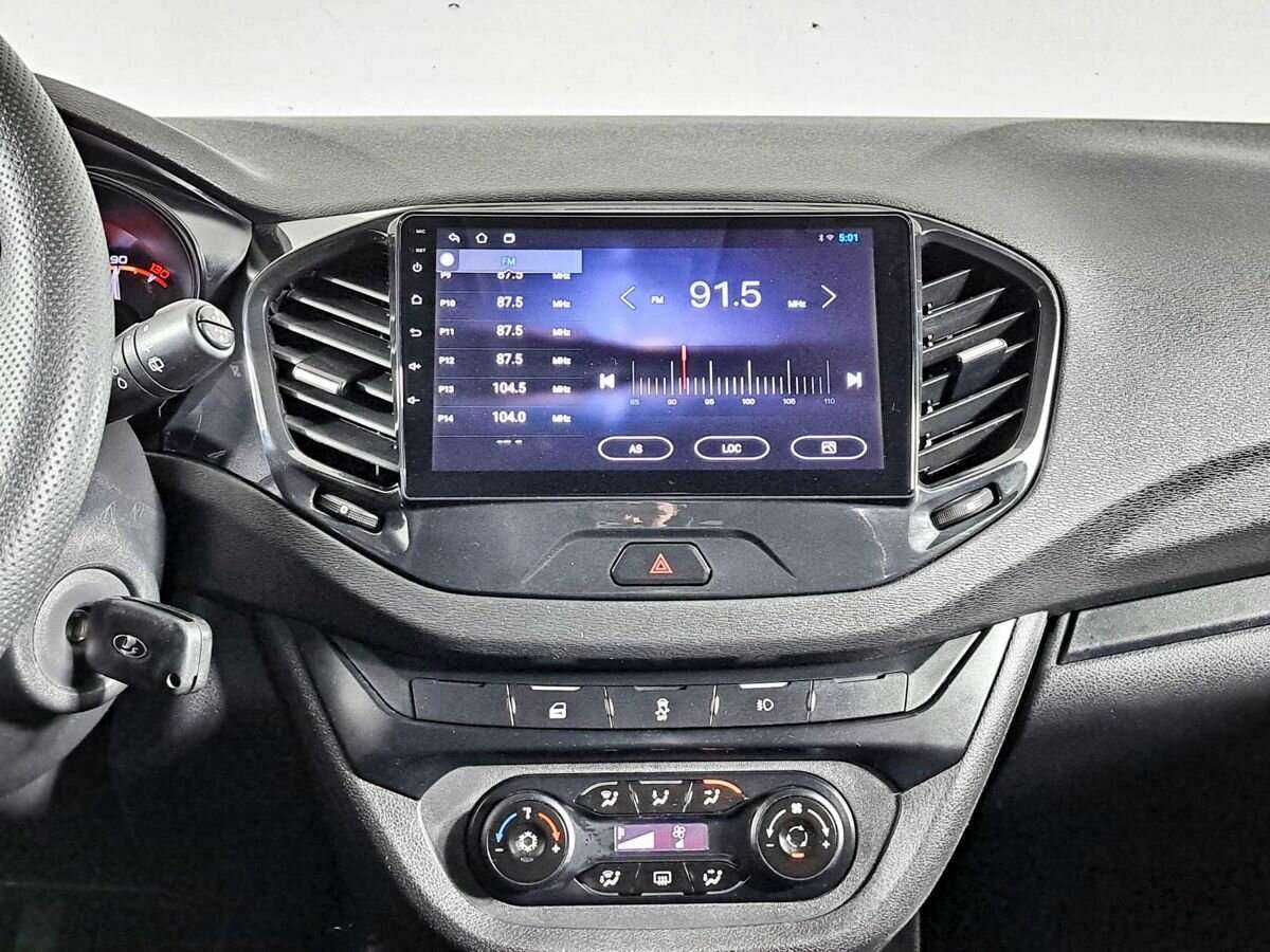 Купить Lada (ВАЗ) Vesta SW, 2019, 68 000 км, фото №11