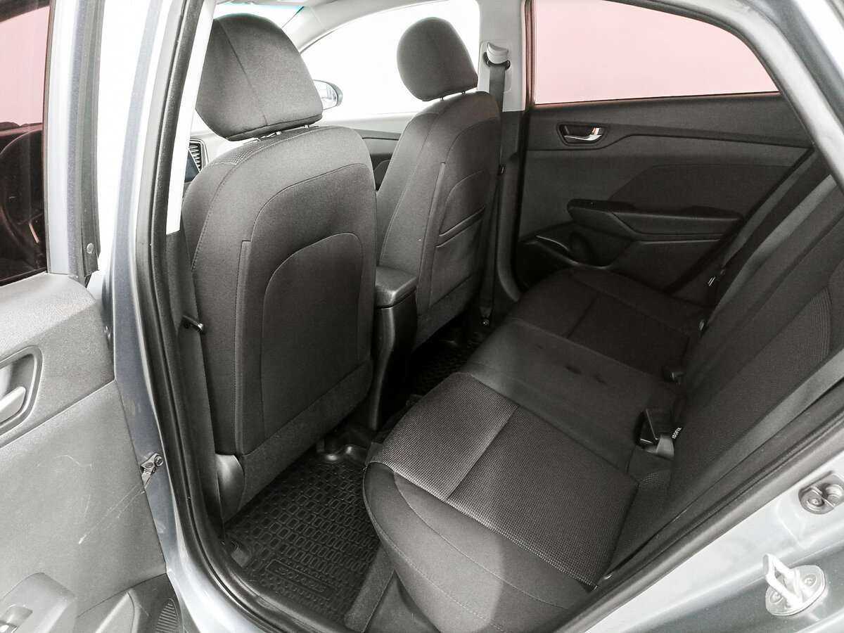 Купить Hyundai Solaris, 2017, 92 453 км, фото №10