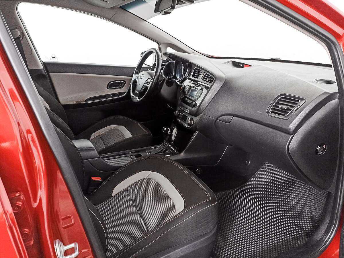 Купить Kia Ceed, 2014, 205 001 км, фото №9